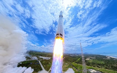 Insta360 Fires Back at DJI With its Own Rocket Launch Video