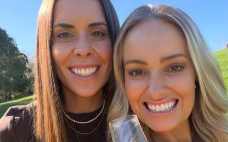 Channel Nine presenter Andrea Crothers announces engagement to girlfriend and shows off incredible ring: 'YES! To my favourite person!'