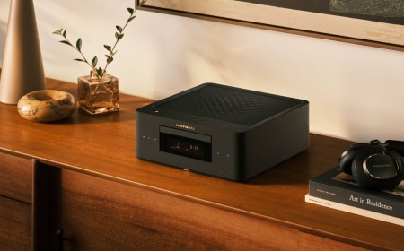 This elite mini hi-fi hub is perfect for limited shelf-space and smaller homes, but compact does not mean cheap