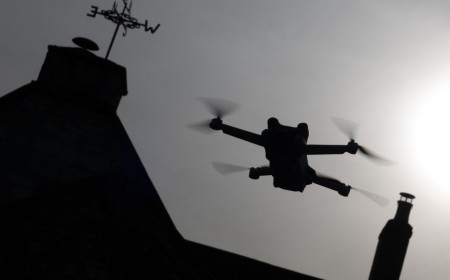 UK research agency backs drone-based internet service experiment with lasers, microwaves, and gravity waves used for wireless power — Britain invests $94 million into Starlink alternative