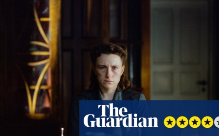 Woman Unknown review – postwar paranoia with some deliciously dastardly Du Maurier touches