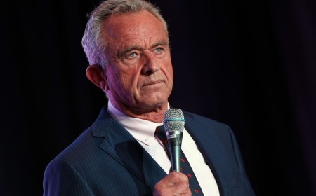 RFK Jr. headlines sold-out anti-vaccine conference alongside Andrew Wakefield