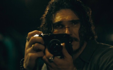 The Last Photograph Review: Zack Snyder's Worst-Ever Movie Is Missing His Touch [TIFF]