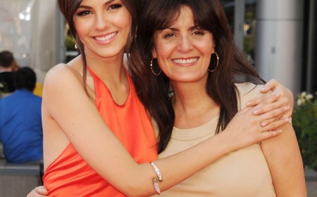 Victoria Justice Details Her Mom's "Serious Health Scare"