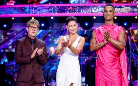 Strictly Come Dancing suffers a drop in ratings for its first live show - as the new hosting trio is panned