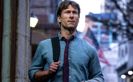 Glen Powell's 12-Part R-Rated Series That Switches Genres Becomes Major Streaming Hit