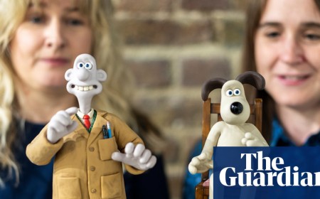 ‘Cracking auction, Gromit!’ Original Aardman puppets go under the hammer