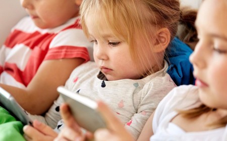 UK Plans World-First Law to Force Apple and Google to Block Nude Photos on Kids’ Phones