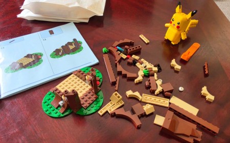 Weeks after building them, I’m still playing with Lego’s Smart Play Pokémon sets — they’re easily the best of 2026