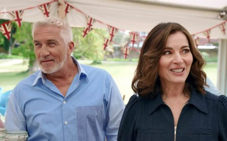'Sumptuous' Nigella Lawson wins unanimous praise for bringing a 'new lease of life to Bake Off' on show debut - but viewers are left furious over 'cop out' first episode twist