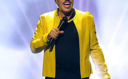 Lionel Richie Undergoes Heart Procedure Amid Health Struggles