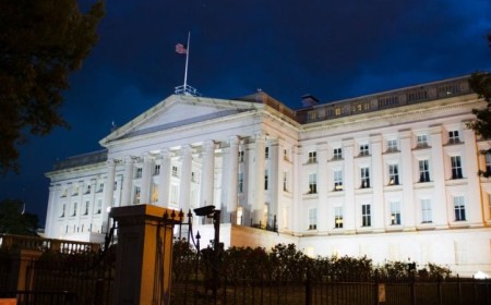 US 2-year yield rises as Fed rate hike odds increase to 60%