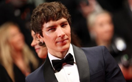 Cody Fern Wrote His Directing Debut ‘Closing Night’ for Sarah Paulson: ‘She’s Like a Bugatti’