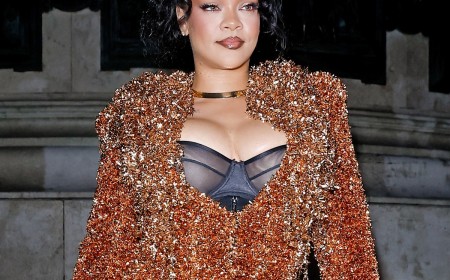 Rihanna’s Paris Fashion Week Skirt Suit Is Exactly What You Came For