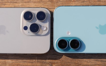 Ultrawide vs. telephoto: if the iPhone Fold only has one, which should it be?