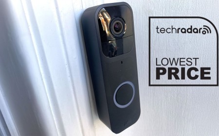 This Blink video doorbell has dropped to an astonishing AU$27.99 in this early Prime Day deal