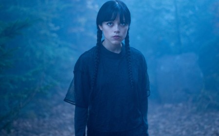 Jenna Ortega's Sci-Fi Wednesday Replacement Officially Premieres In 1 Month