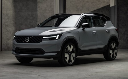 New corners, new lights for 2028 Volvo XC40
