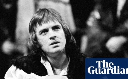 ‘Like a tired boxer, battered by applause’: as Andrew Scott’s biopic premieres, Richard Eyre remembers Ian Charleson’s superb, near-death Hamlet
