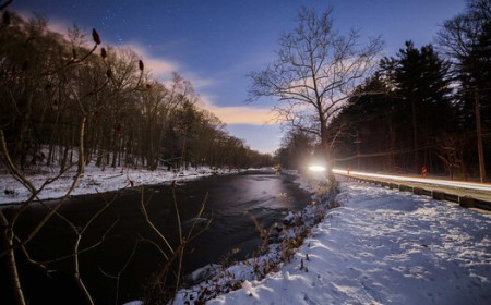 How Long Exposures Erase People: The Math of Making Crowds Vanish