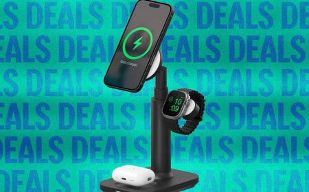 Mophie’s Extendable MagSafe 3-in-1 Charging Stand Is 50 Percent Off
