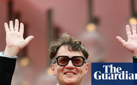 Russian director refuses to denounce lead actor despite criticism from Ukraine