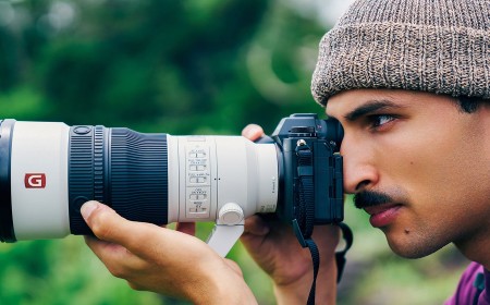 The Sony FE 400mm f/4.5 GM OSS Is the Lightest and Most Affordable of its Kind
