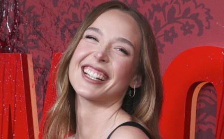 Warren Beatty and Annette Bening's nepo baby daughter Ella, 26, enjoys her moment in the spotlight at the premiere of her new Netflix series Monster: The Lizzie Borden Story