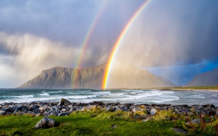 Beyond Golden Hour: How to Take Better Landscape Photos All Day