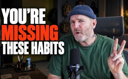 The Habits That Separate Working Photographers From the Rest