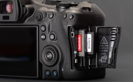 Why dual card slots exist, from an editor who just learned the hard way