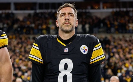 Aaron Rodgers Says No One Knows What Shailene Woodley Is Doing. A Therapist on What He’s Really Saying.