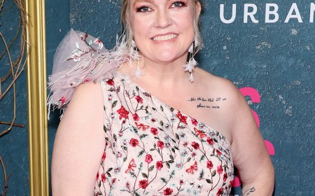 Colleen Hoover Reveals Where She Stands on It Ends with Us Sequel