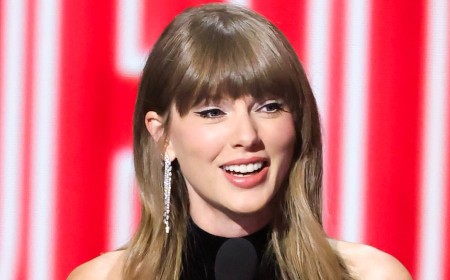 2026 MTV VMAs most viral moments: From Taylor Swift's surprise mid-show gesture to timid young fan to Madonna's shock call-out of Sabrina Carpenter