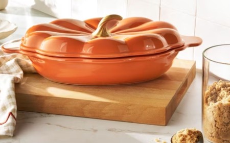 Walmart’s $30 Pumpkin Dutch Oven is a Le Creuset Dupe