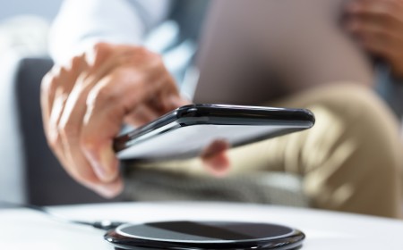 Wired vs. wireless charging: Which is better for battery health?