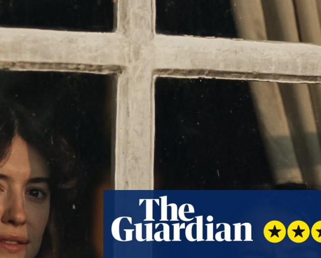 Sense and Sensibility review – Daisy Edgar-Jones leads sober-minded next-gen do-over of Austen romcom