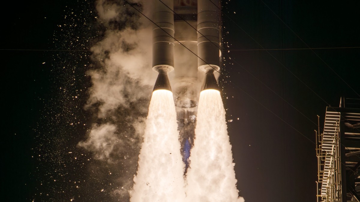 Rocket Report: A rare Falcon 9 scrub; is it just about Vulcan's time to shine?