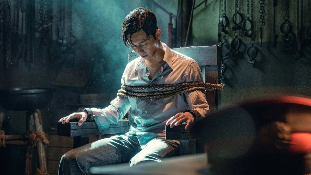 Netflix's Decades-Spanning Thriller Series Delivers A Masterclass In Horror And Sci-Fi