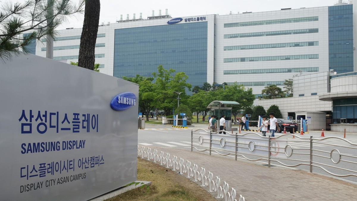 Samsung's next-gen OLED tech might arrive before LG's, bringing better brightness and efficiency