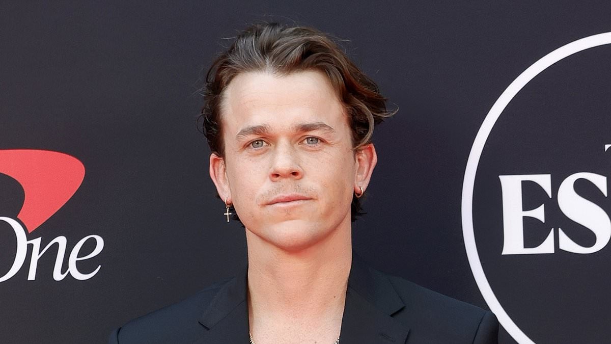 Rob Lowe's son shares heartbreaking poem after cousin Fiona's tragic death at 13