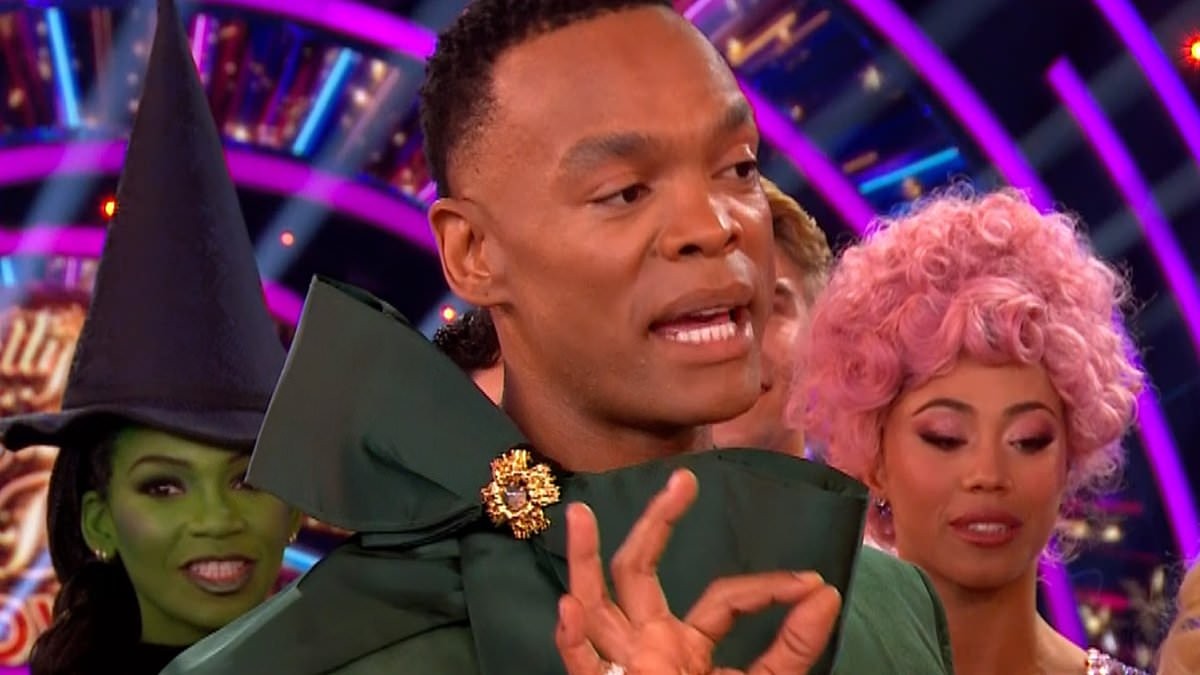Strictly viewers praise Johannes Radebe as they notice vast improvement in his presenting after making major change following critique