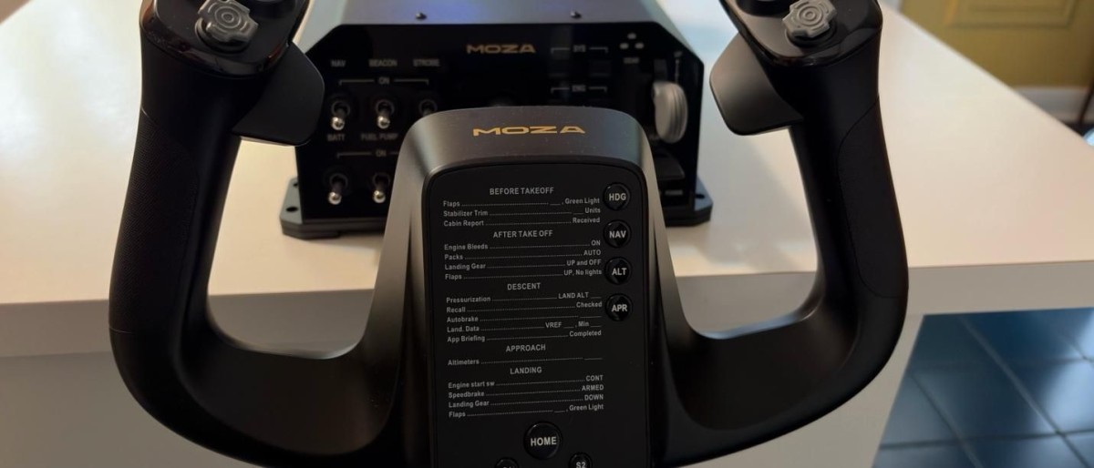 MOZA AY210 Force Feedback Base and MFY Yoke review: Taking flight sim immersion to the next level