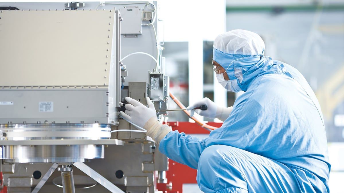 China stockpiled 343 immersion DUV tools for advanced chipmaking