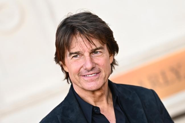 Tom Cruise and James Cameron Are Optimistic About the Paramount and Warner Bros. Merger Because They Can Afford to Be