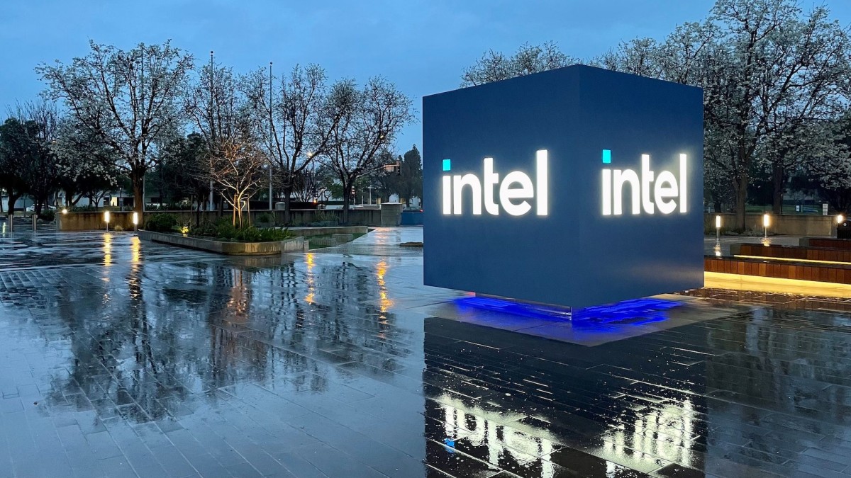 Intel’s woes wipe out $1 trillion of semiconductor market cap in one day
