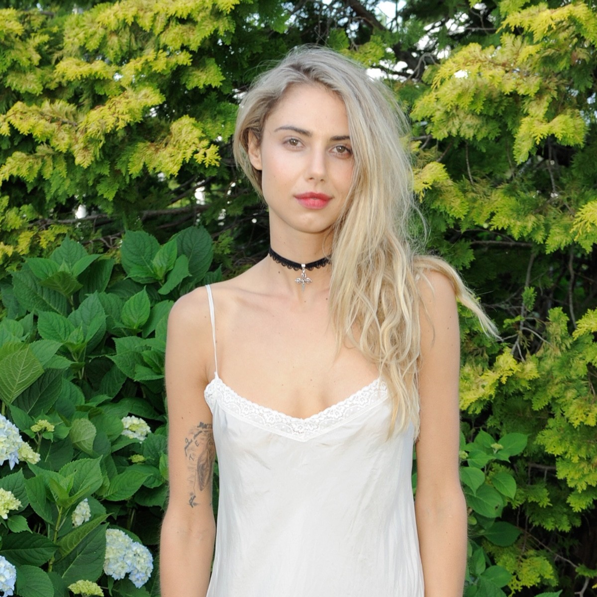 Bryana Holly Pays Tribute to “Radiant” Sahara Ray After Model’s Death