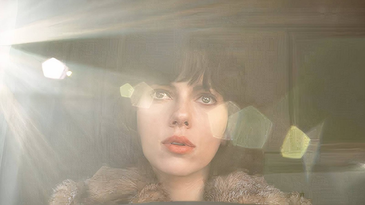 Scarlett Johansson’s Most Unsettling Sci-Fi Movie Is Officially Getting Cut From Netflix