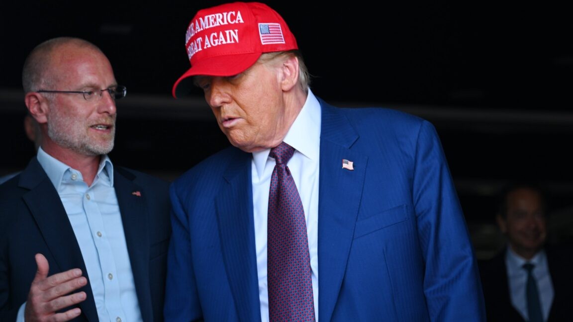 FCC chair warns media not to run the "fake polls" Trump keeps complaining about