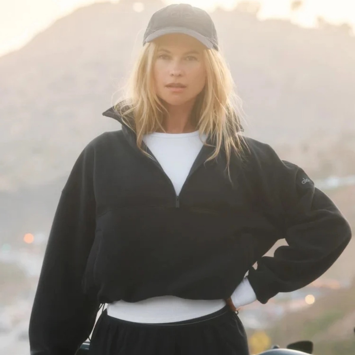 Alo's Early Black Friday Sale Is On – Save 30% on Fall Workout Gear